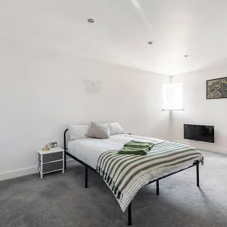 Luxurious 3-Bed Penthouse In Sheffield Apartment Handsworth Exterior photo