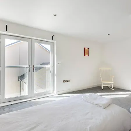 Luxurious 3-Bed Penthouse In Sheffield Apartment Handsworth Exterior photo
