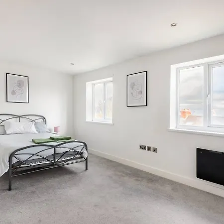 Luxurious 3-Bed Penthouse In Sheffield Apartment Handsworth Exterior photo