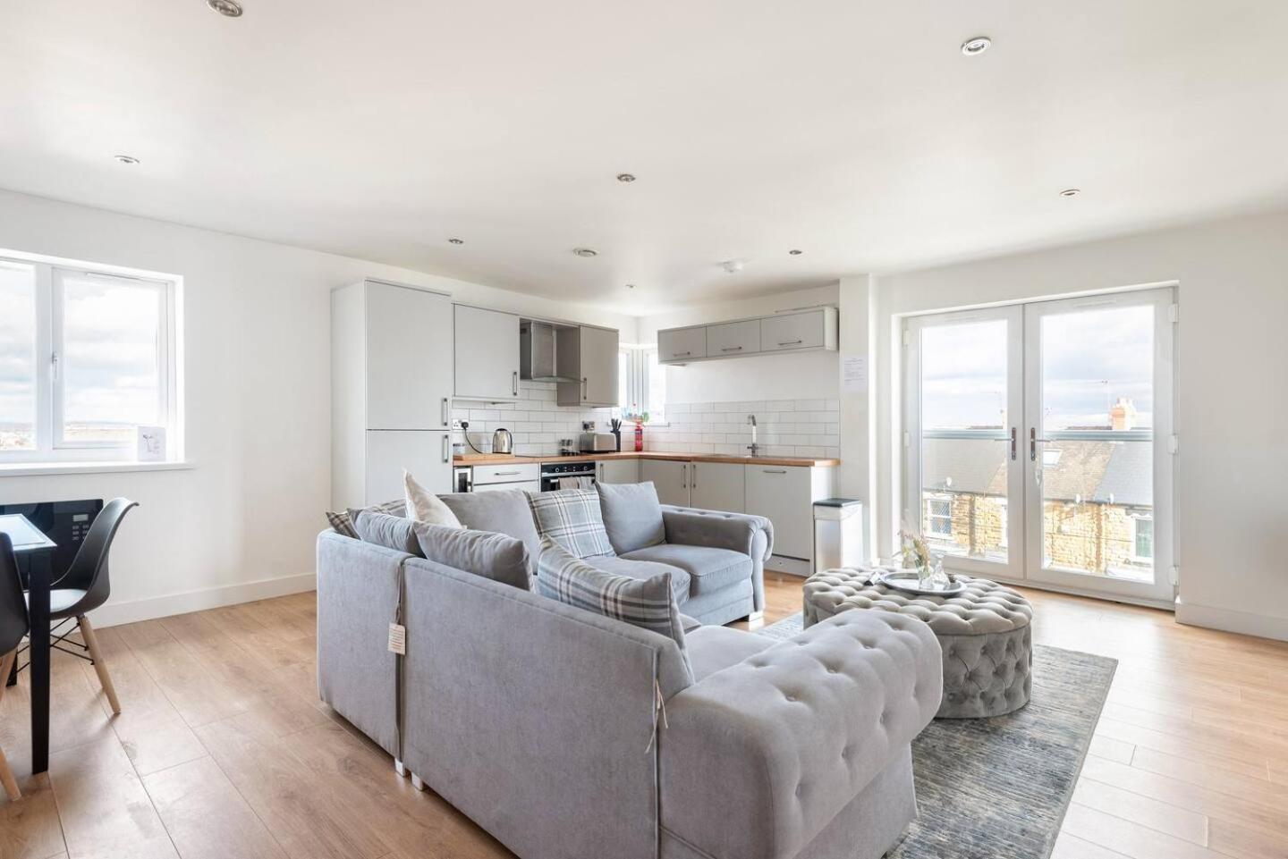 Luxurious 3-bed Penthouse In Sheffield *